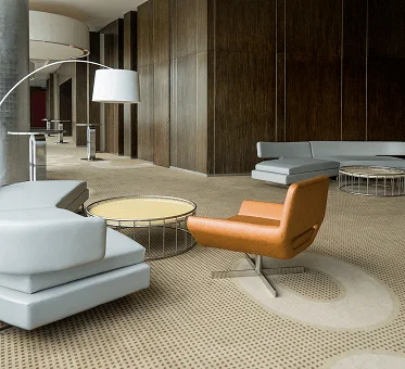 Custom-Designed Commercial Carpet for a Modern Hotel Lobby in france